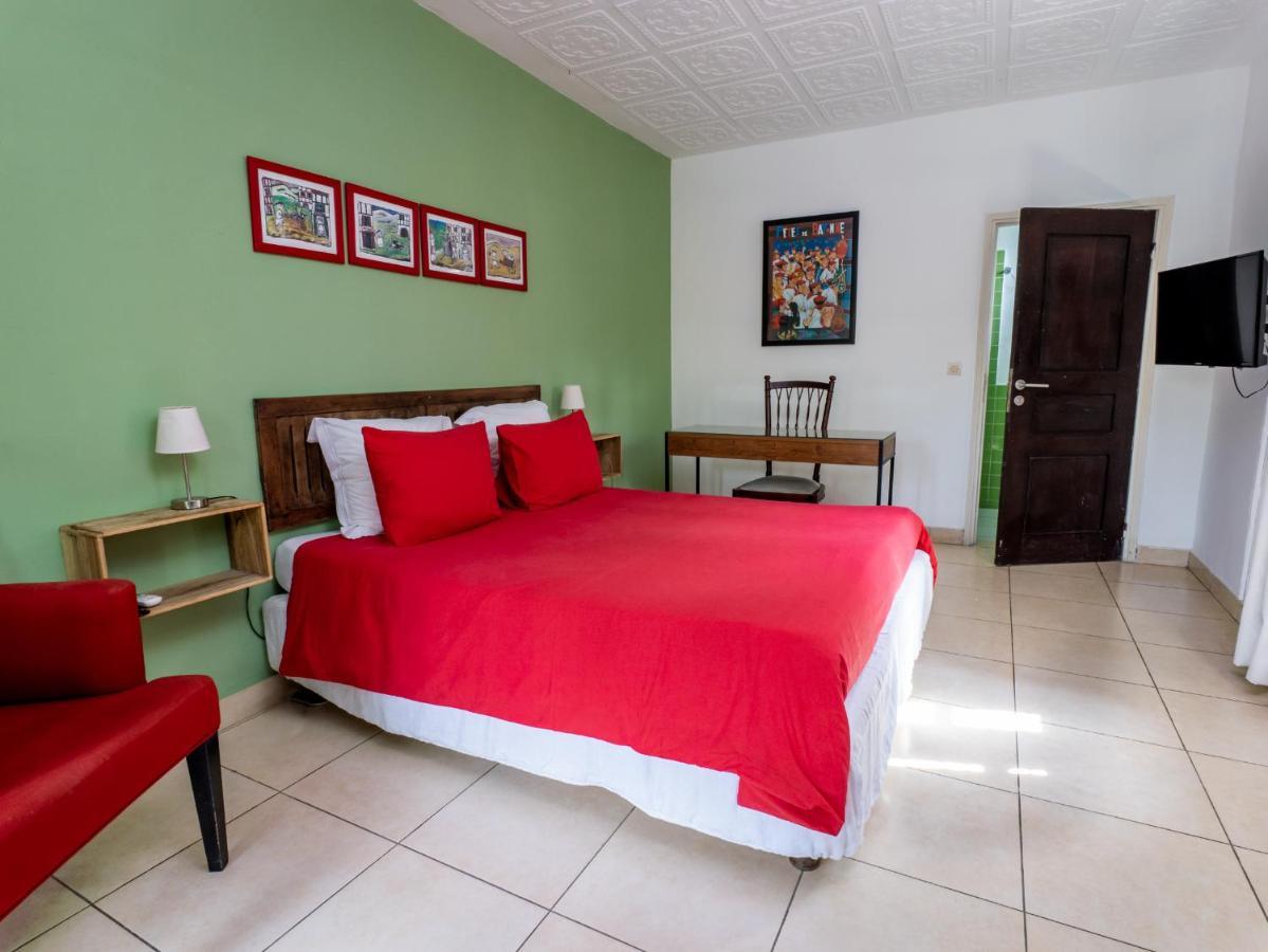 Gaïa's Garden Bed&Breakfast Abidjan Exterior foto